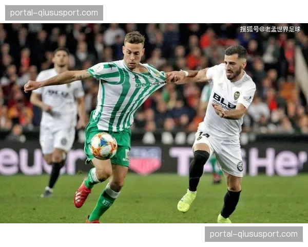 萨索洛2-1领先莱切，贝拉尔迪助攻双响